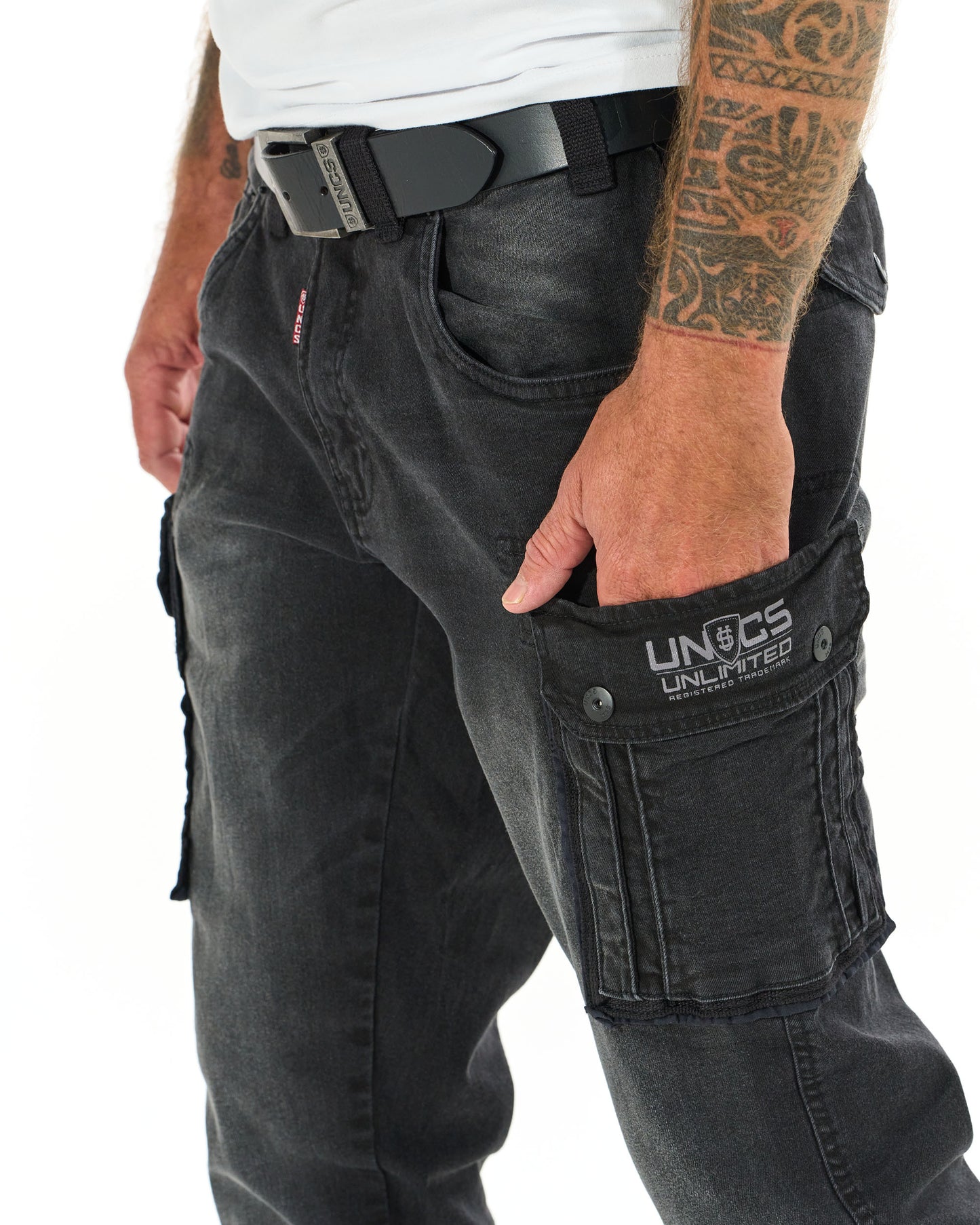 KENNETH Men's pants BLACK
