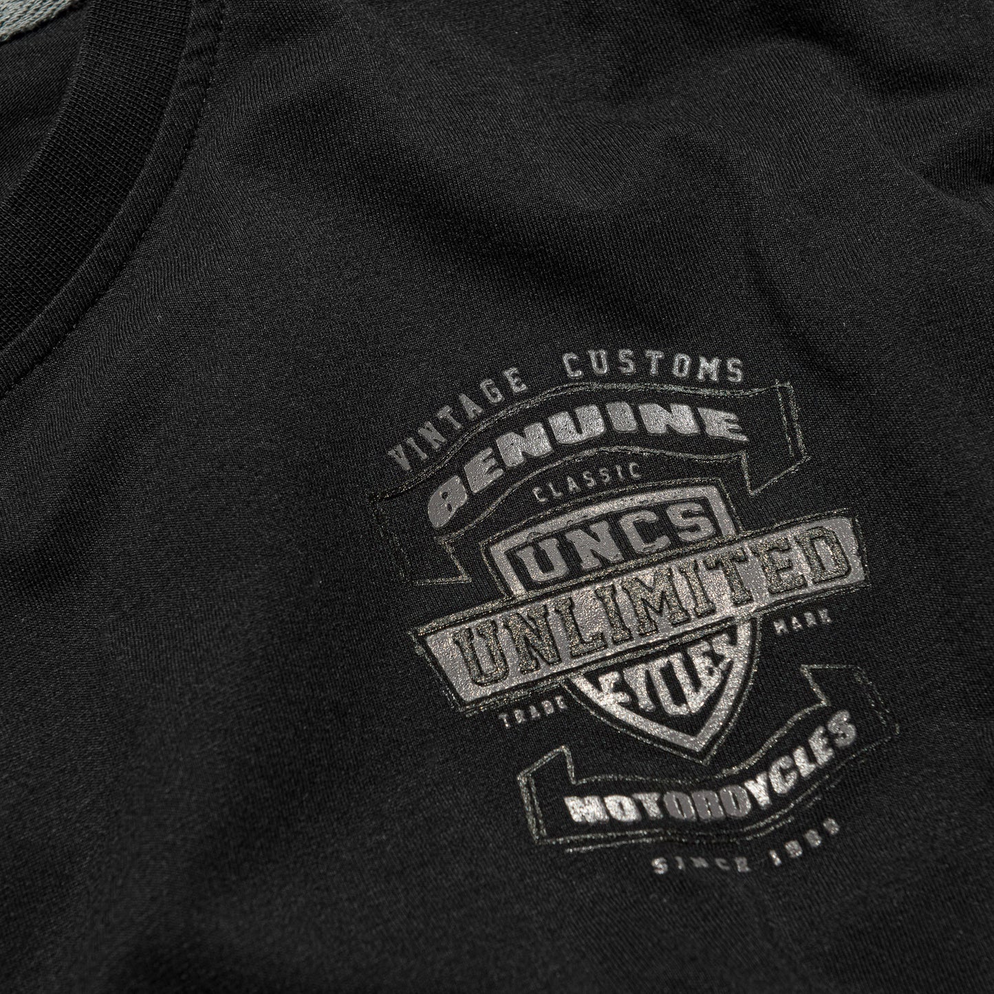 VINTAGE VIII Men's T-Shirt BLACK