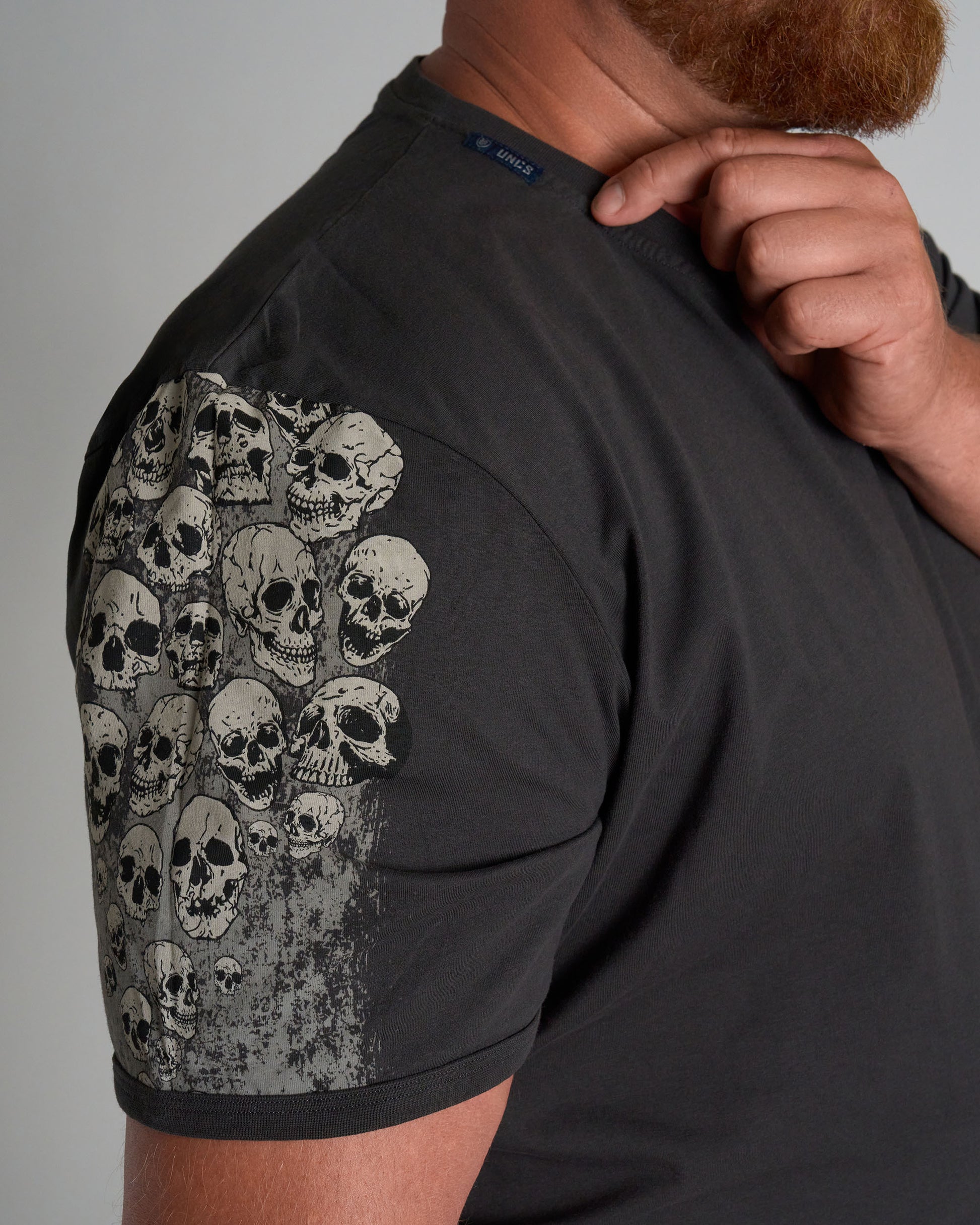 MALLORY IV Men's T-Shirt BLACK/WHITE