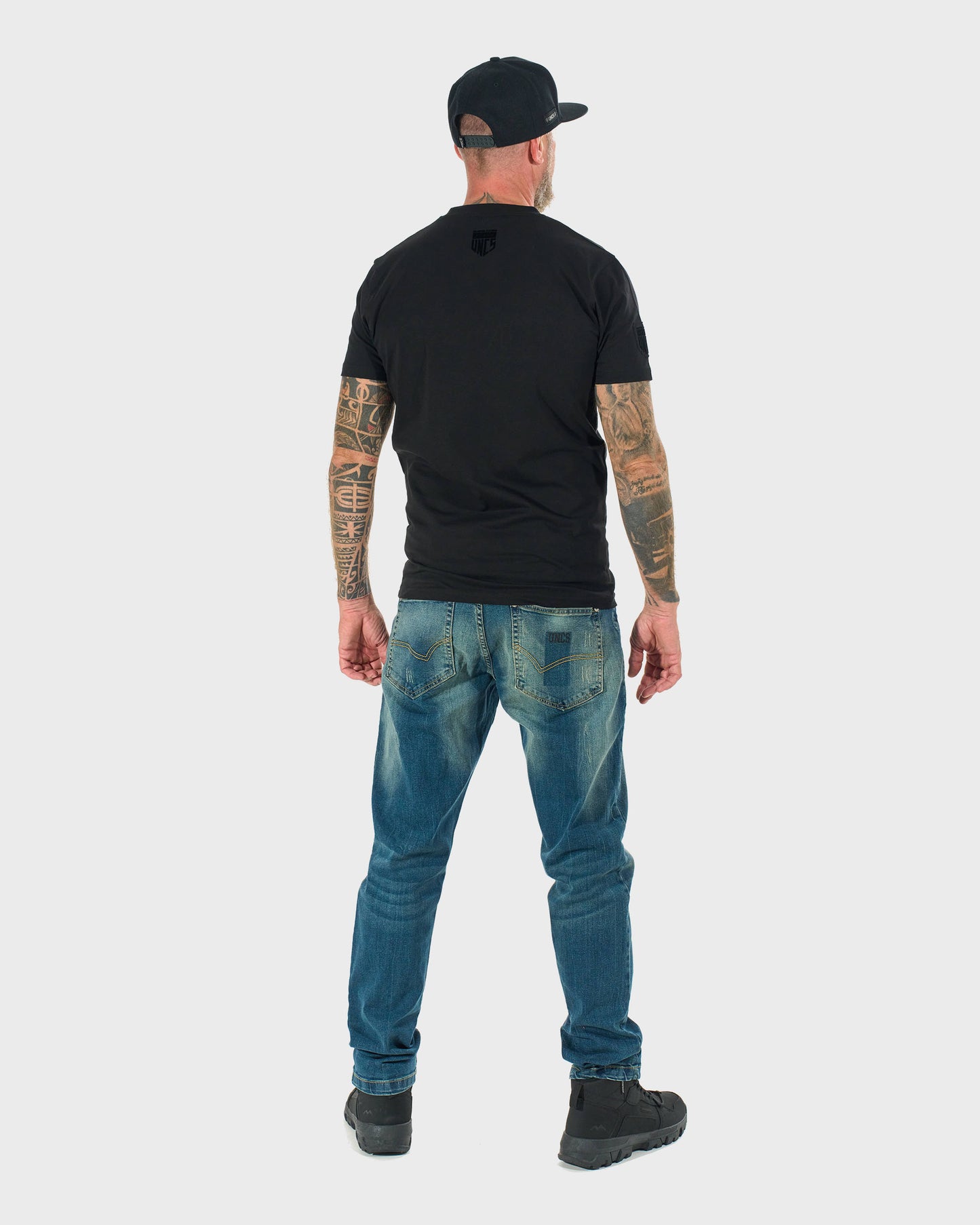 ALVARO Men's T-Shirt BLACK (FLOCK)