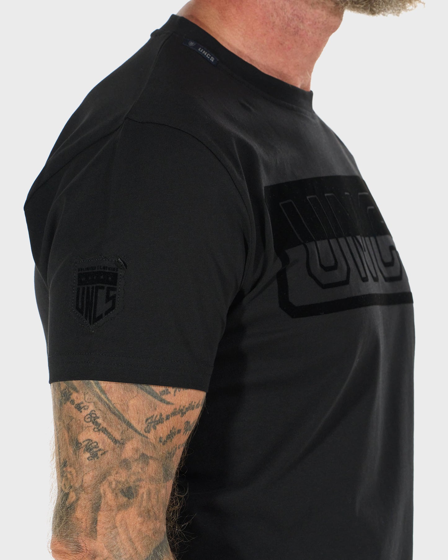 ALVARO Men's T-Shirt BLACK (FLOCK)