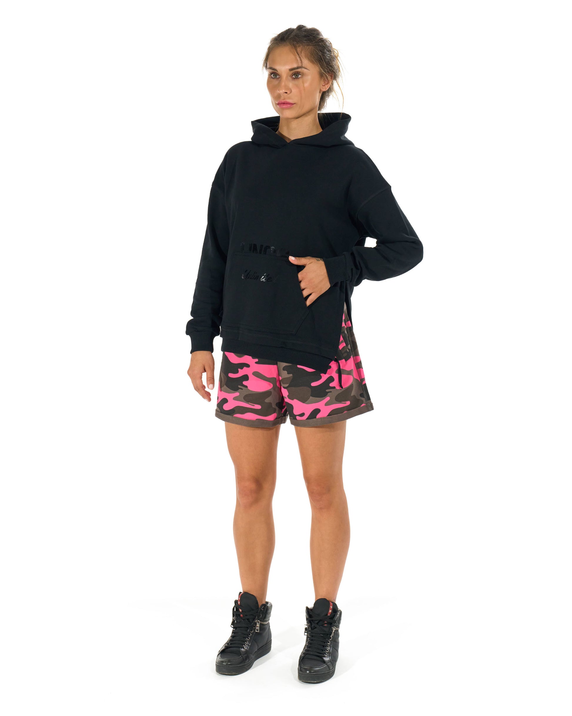 LINDA Women's Sweatshirt BLACK