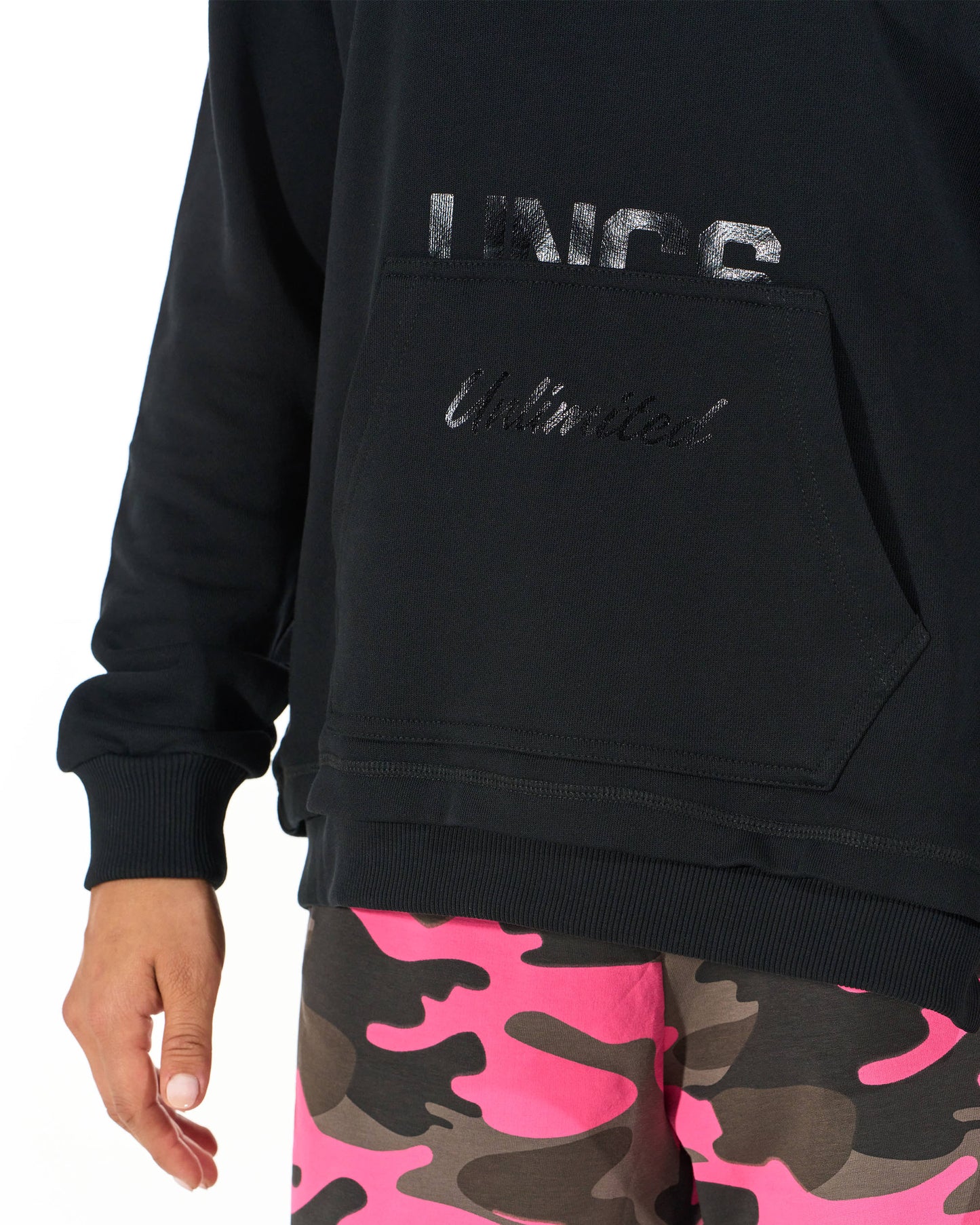 LINDA Women's Sweatshirt BLACK