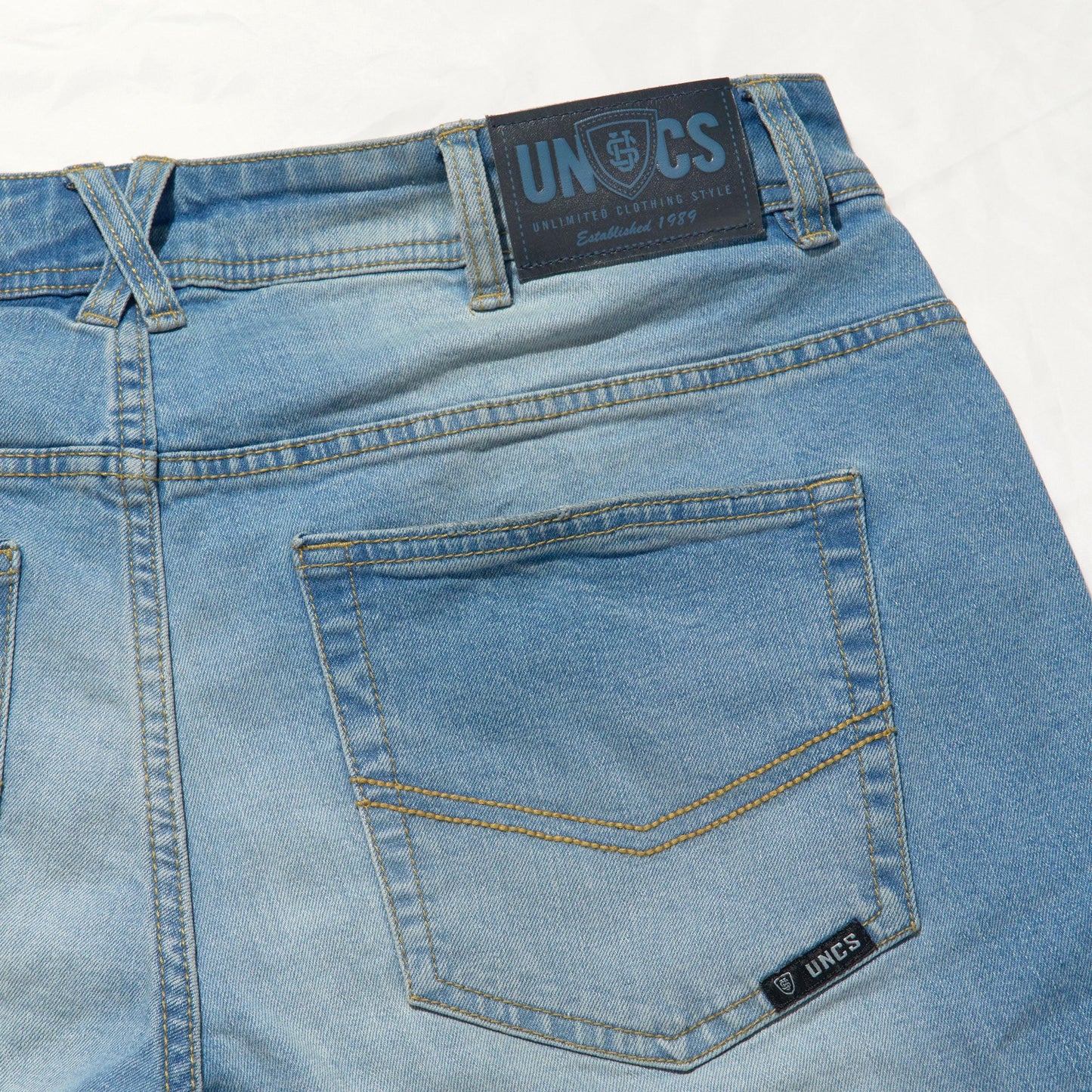 BUCK II Men's Shorts