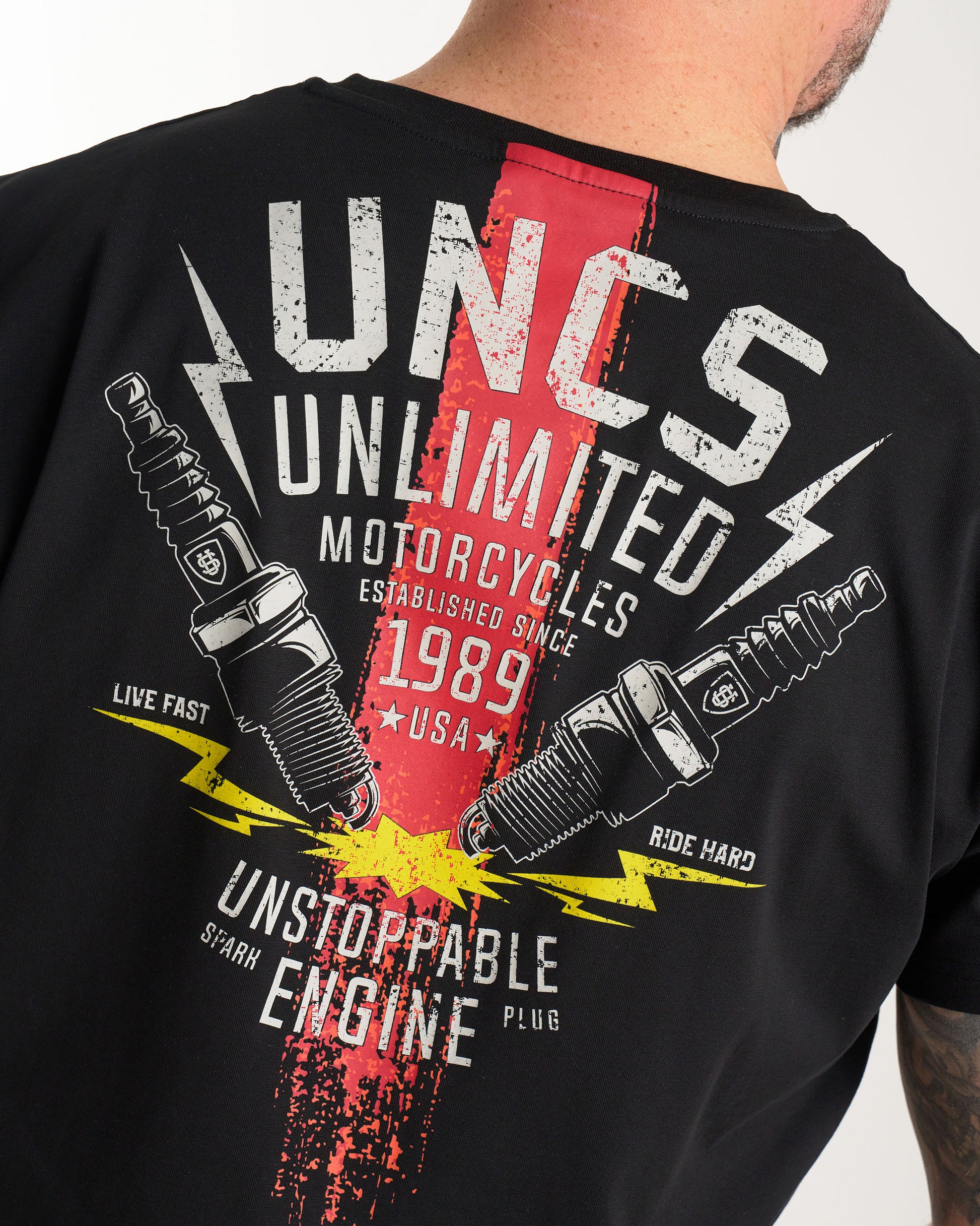 ENGINE Men's T-Shirt BLACK