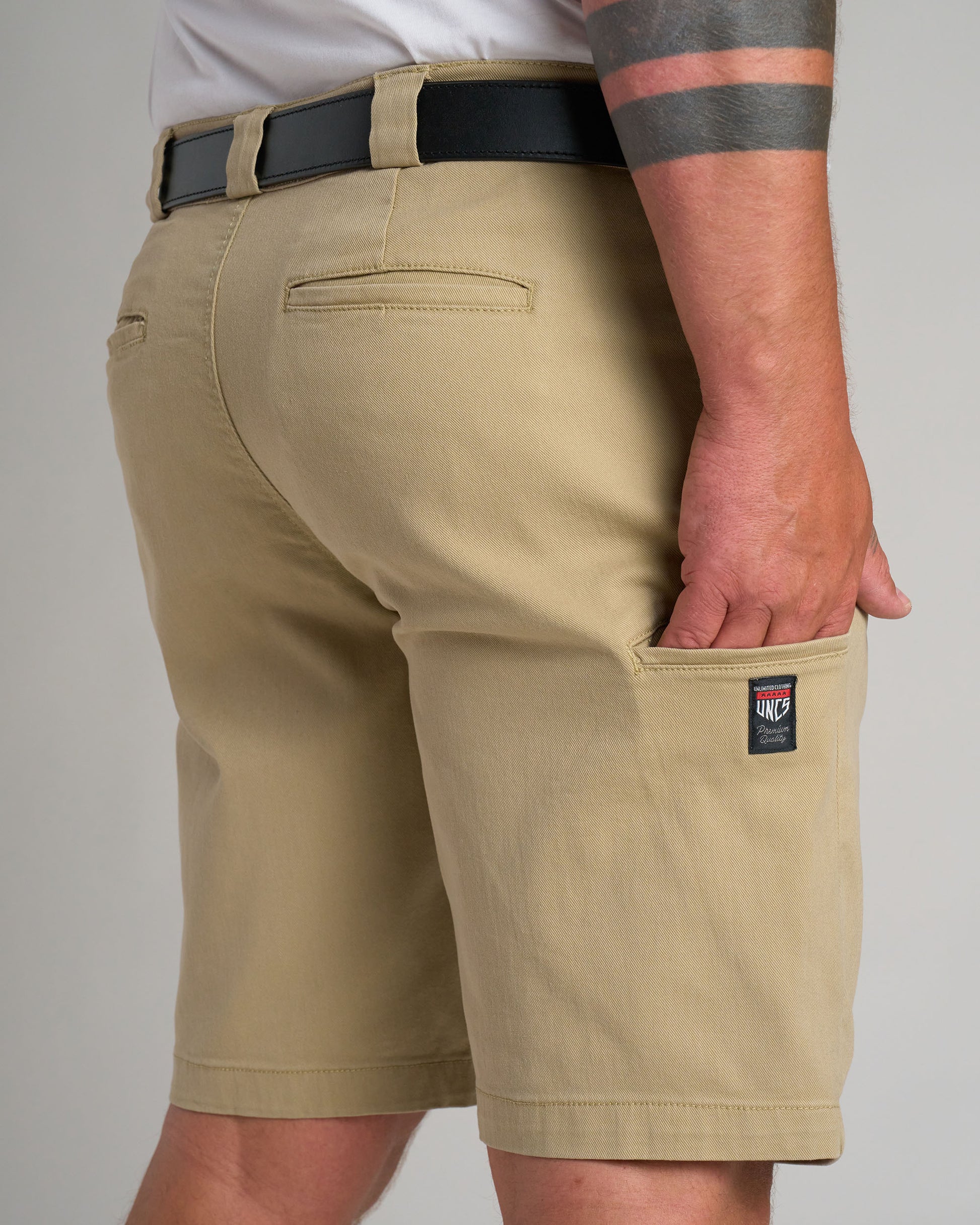 BARRET Men's Shorts SAND