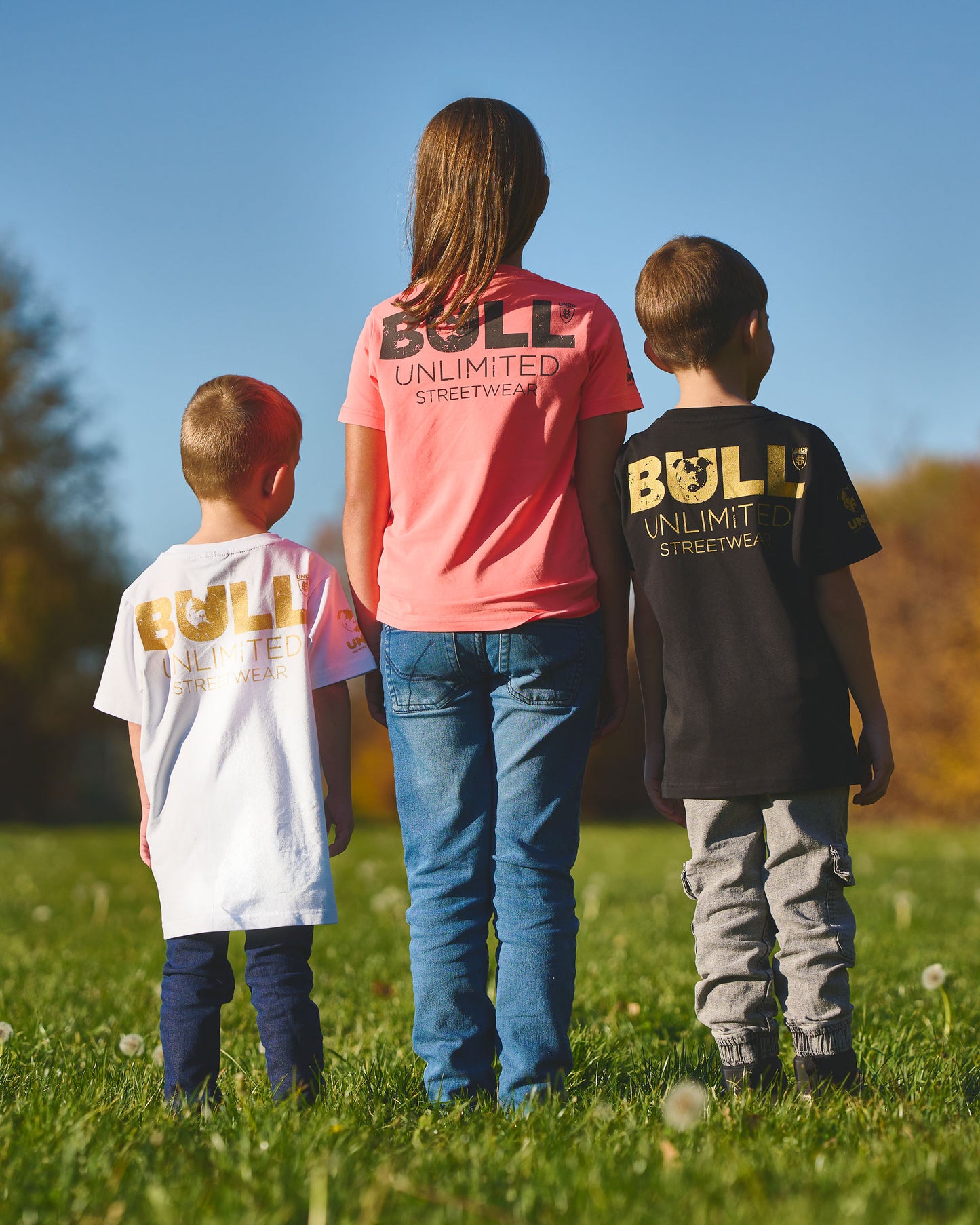 BULL Children's T-Shirt BLACK