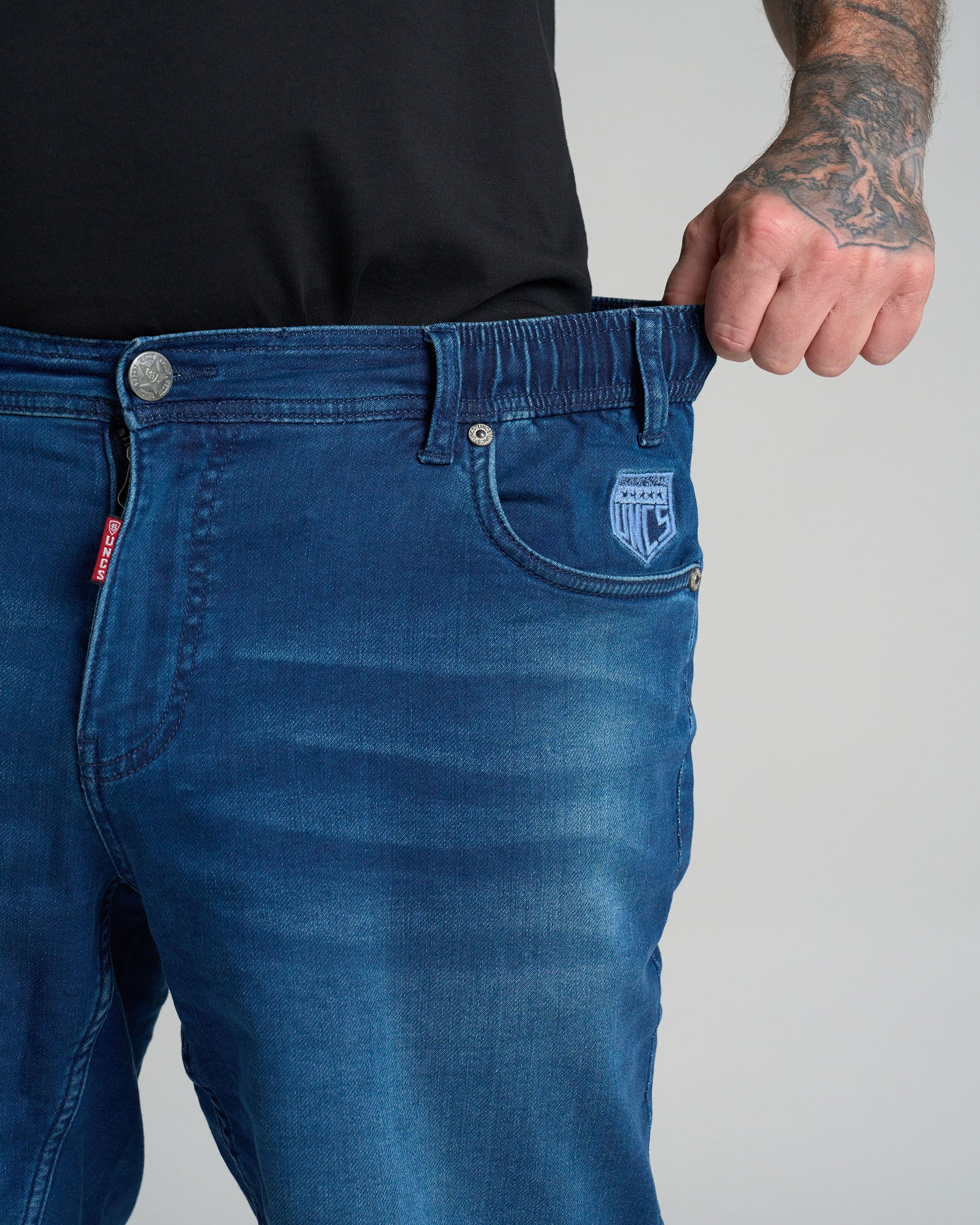 WESLEY II Men's Shorts BLUE