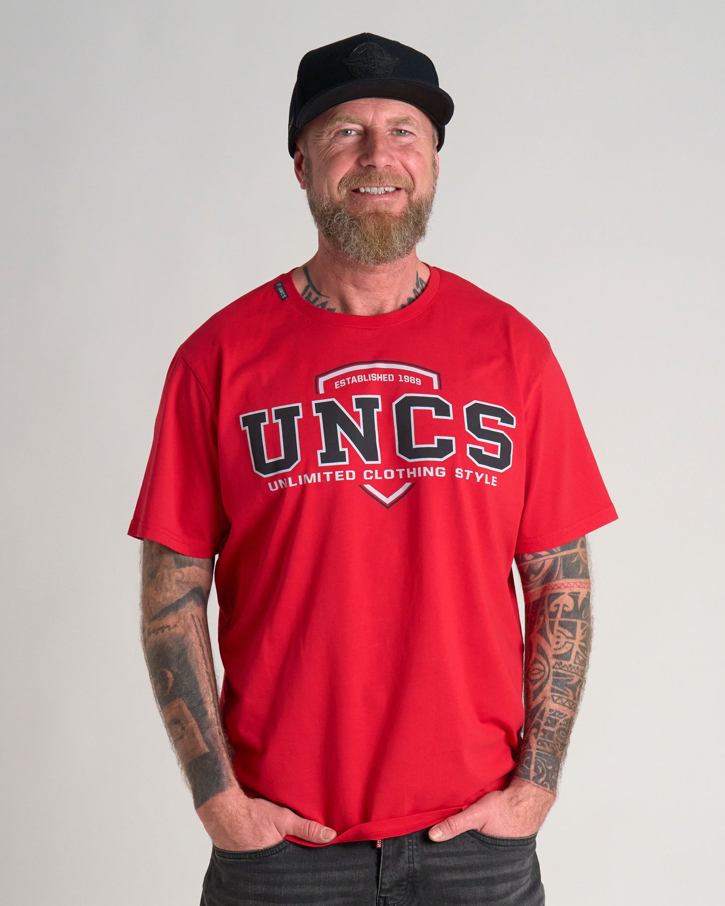 UNCS TEAM Men's T-Shirt RED