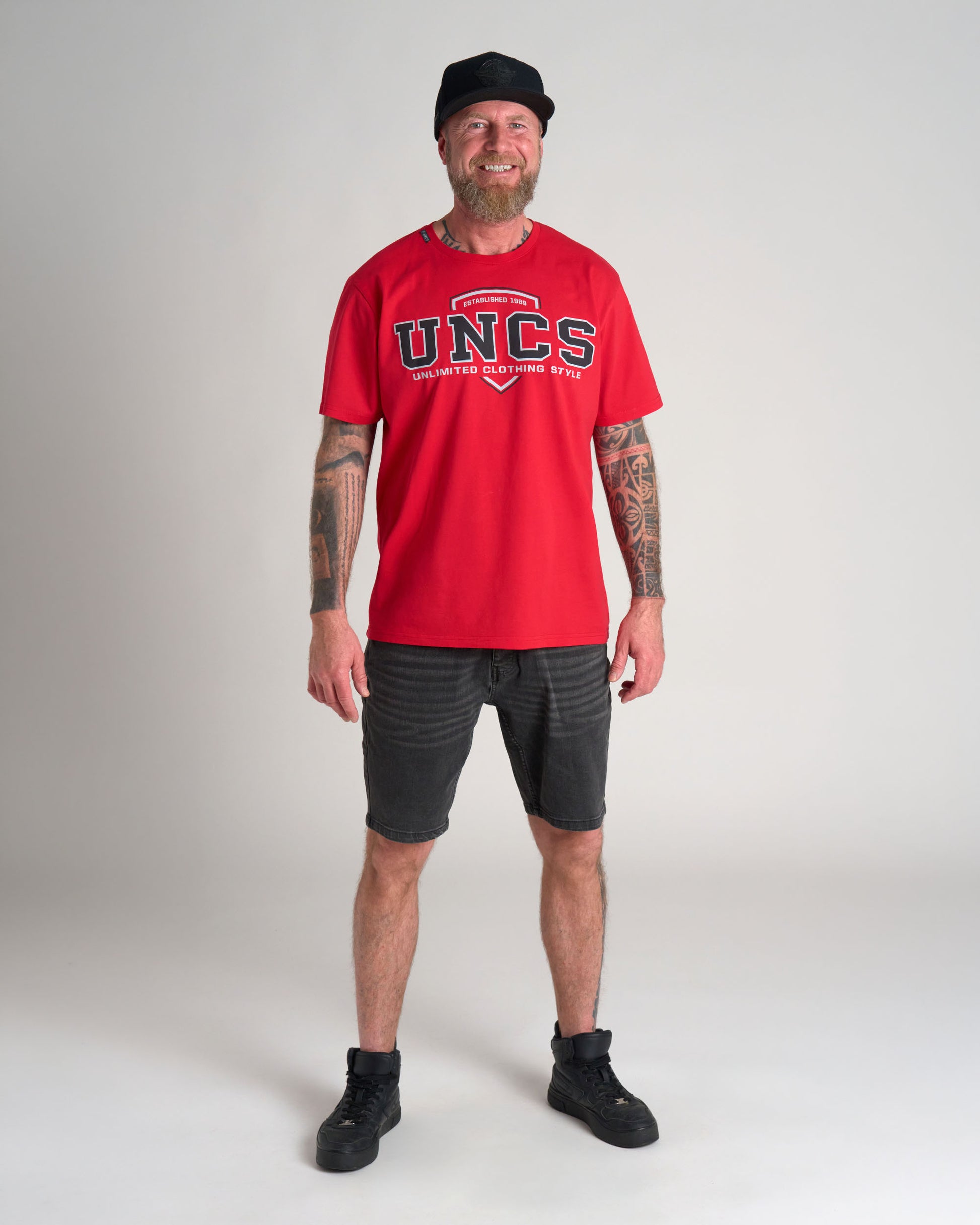 UNCS TEAM Men's T-Shirt RED