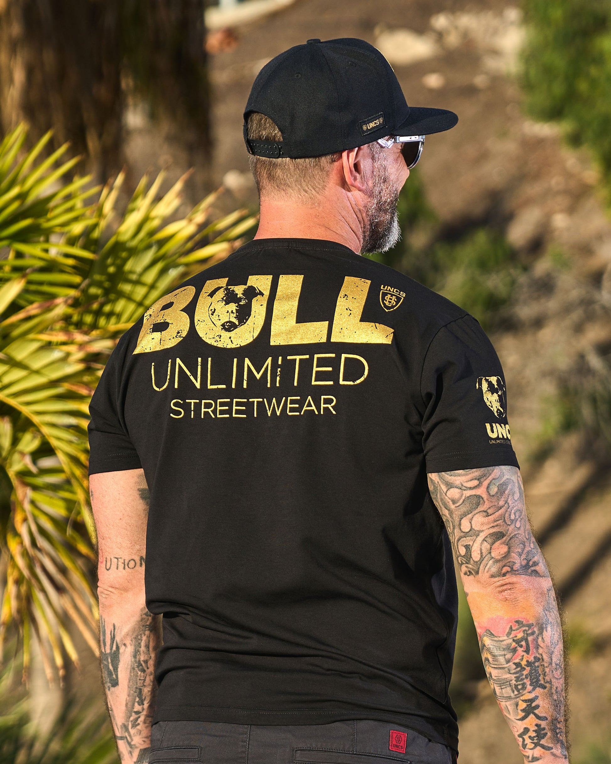 BULL III Men's T-Shirt BLACK/GOLD