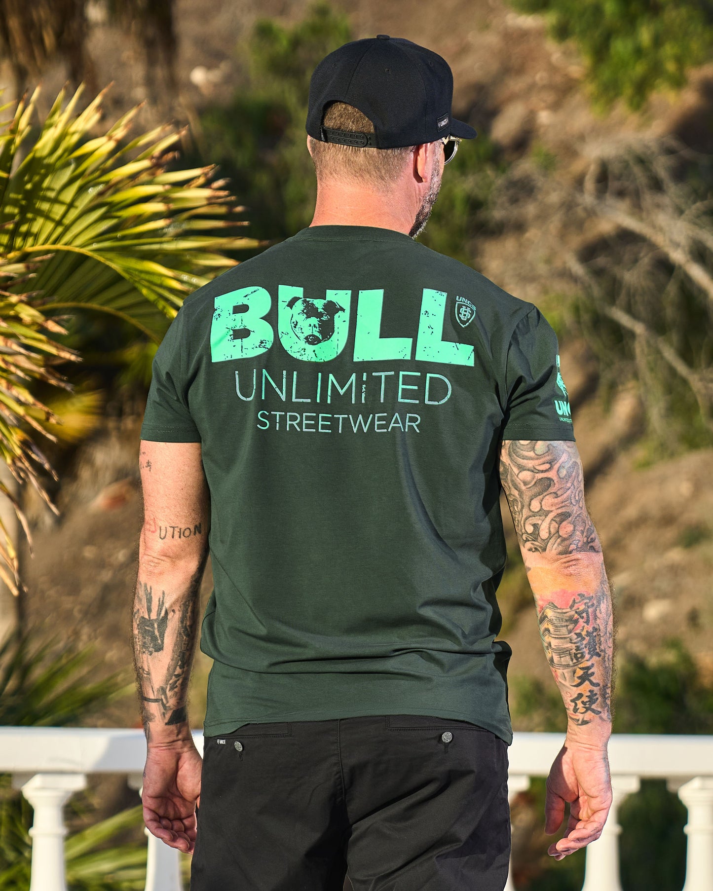 BULL III Men's T-Shirt KHAKI/GREEN