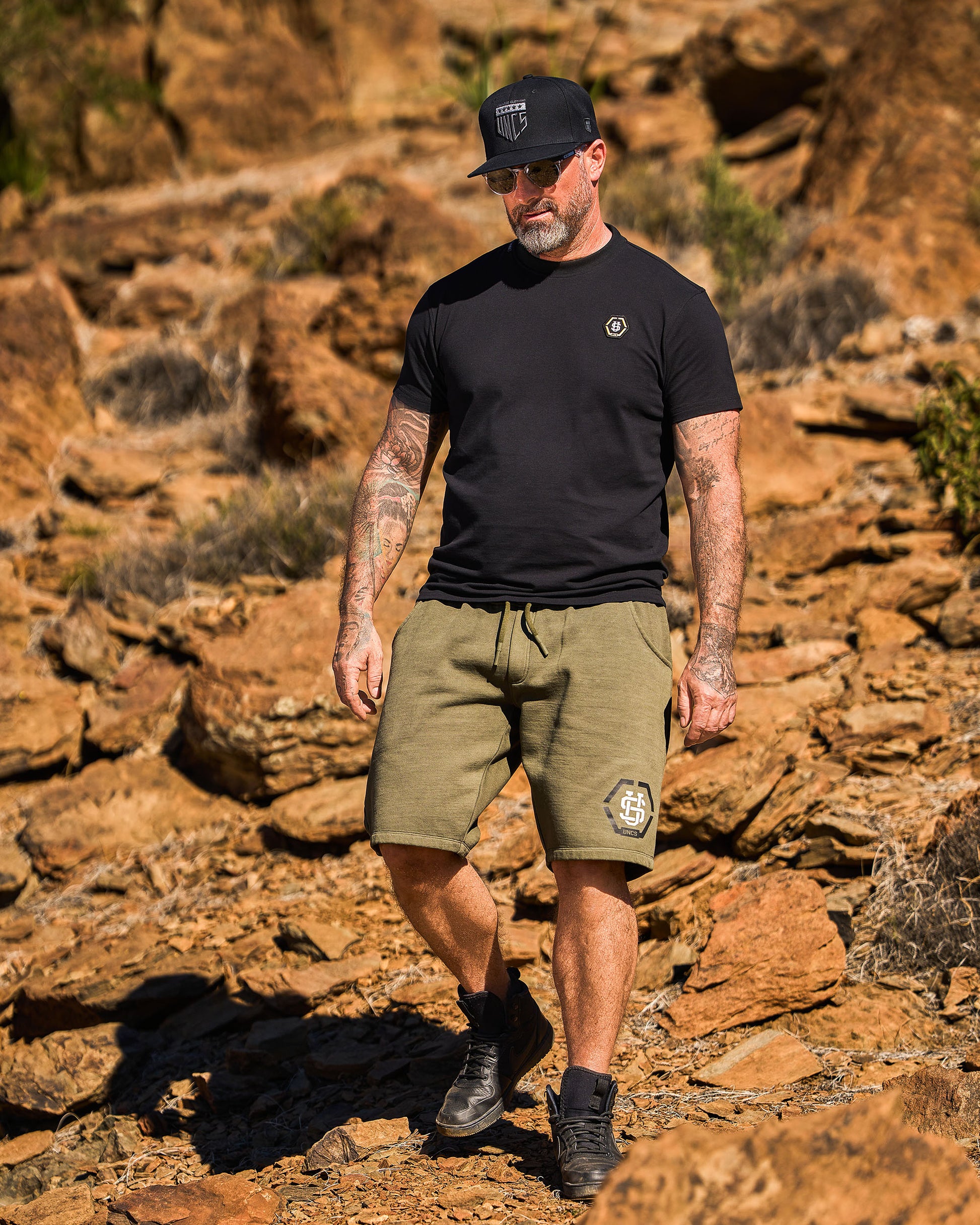 CAINE II Men's T-Shirt BLACK