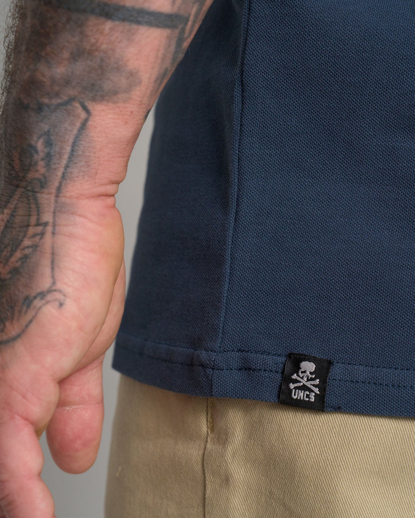 CAINE II Men's T-Shirt NAVY