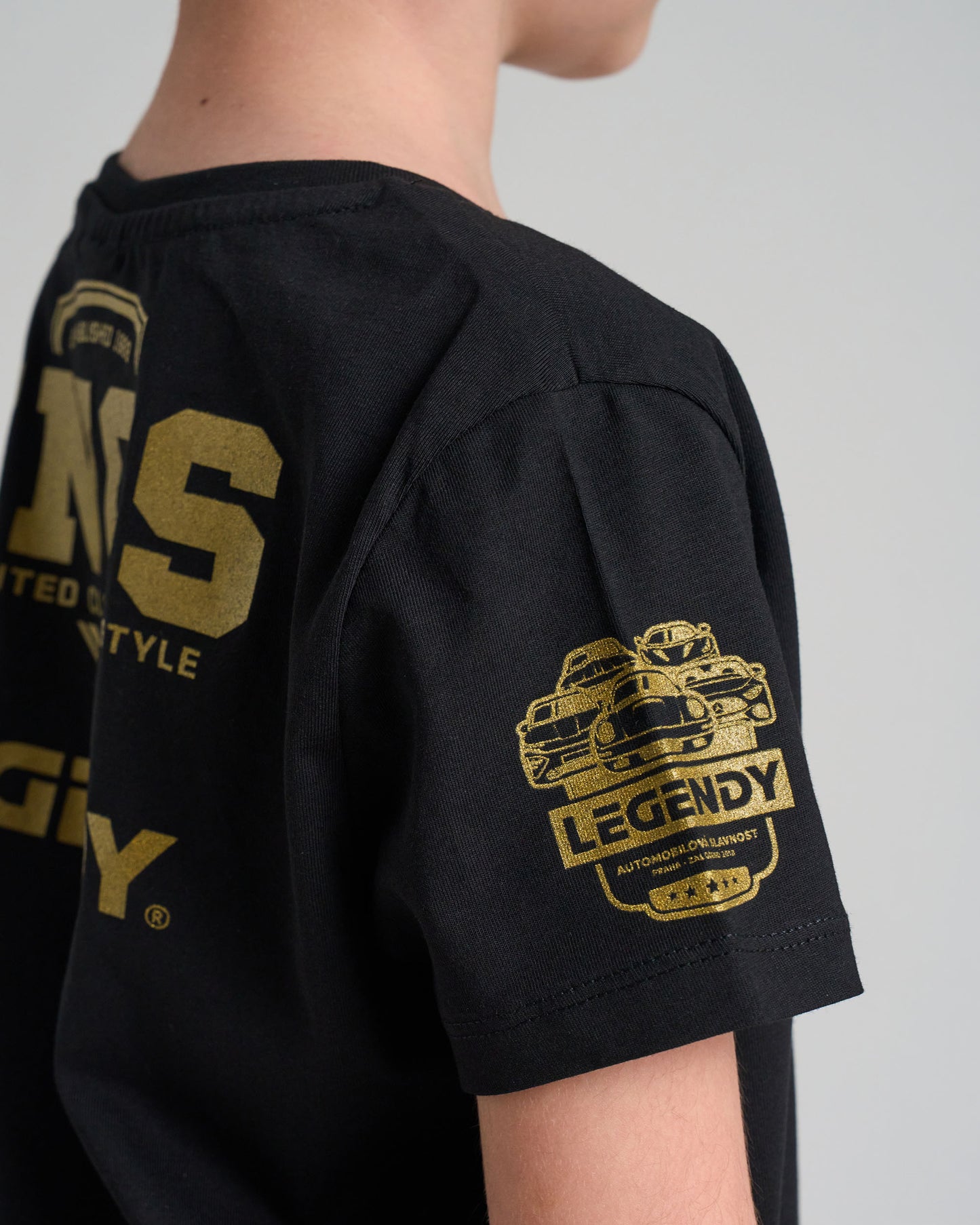 LEGENDY Children's T-Shirt BLACK